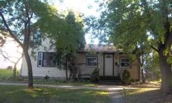 3 BEDROOM HOME ON MATURE TREE LINED STREET. HUD OWNED HOME. CASE #137-188614. SOLD "AS IS" INSURED STATUS
