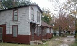 Nice Duplex on a Big Lot in North Houston!!!
This Houston, TX property is 4 bedrooms / 2 bathroom for $35000.00. Call (832) 212-0316 to arrange a viewing.
Listing originally posted at http