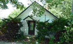 Starter home or income property! This 2 Bedroom home is situated on an expansive corner lot.
Listing originally posted at http