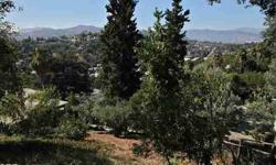 Make this a great opportunity to purchase vacant land in the desirable area of Silver Lake. Situated on a very quiet and private street with Mid-Century Modern homes hidden in the hillside, now is the time to take your vision to the next level. Build your