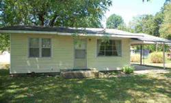 DARLING BUNGALOW, 2 BEDROOM, 1 BATH HOME. MOVE RIGHT IN!Listing originally posted at http