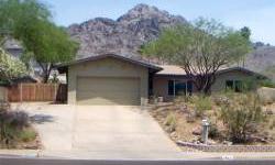 Classic squaw peak home located only two houses from the mountain preserve.
Sherri Schwartz is showing this 4 bedrooms / 2 bathroom property in Phoenix, AZ.
Listing originally posted at http