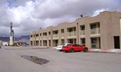 117 UNIT MOTEL LOCATED AT THE ANDY DIVINE SOUTH OFFRAMP OF THE INTERSTATE 40 FREEQAY IN KINGMAN, AZ. 4.27 PRIME ACRES SUITABLE FOR A VARIEY OF USES IN ADDITON TO, OR AS A REPLACEMENT FOR THE CURRENTLY OPERATION HOTEL ON SITE. CUSSRENT HOTEL IS
