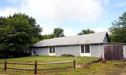 WebID 35235 A lovely, bright two bedroom house with open, contemporary kitchen and sliding glass doors that open to a large fenced in backyard comes with the property, as does a huge two story barn. Twenty acres of Beautiful open property that runs from
