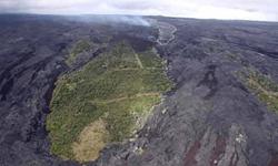 A unique opportunity to own an cheap acre of land in the Royal Gardens subdivision. This is in area of recent active lava flows. Access cannot be confirmed.