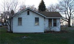Bedrooms: 1
Full Bathrooms: 1
Half Bathrooms: 0
Lot Size: 1.35 acres
Type: Single Family Home
County: Ashtabula
Year Built: 1913
Status: --
Subdivision: --
Area: --
Zoning: Description: Residential
Community Details: Homeowner Association(HOA) : No
Taxes: