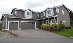 Well maintained home in Lynnwood (CederHurst), close to Boeing, shopping and freeway. 5 Bedrooms, 3 full bath (1 bed on main level with 1 full bath), formal living/dining plus a family room, 2 fireplaces, Granite kitchen counter with an island and built