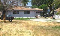 It is a great opportunity to own in Temple City, the property boasts a large lot with plenty of room. This property is close to freeways and local amenities.
Listing originally posted at http