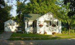 Looking for a place to call home? Then you need to look at this two bedroom, one bath home situated on a nice shaded lot. Newer roof and vinyl double hung windows are just a few of the nice updates. Agent Owned
Listing originally posted at http
