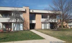 LIGHT AND BRIGHT ONE BEDROOM CONDO! IN UNIT LAUNDRY! LOOKS OUT OVER COURTYARD! GREAT LOCATION! NEAR LOTS OF SHOPPING, GOLF COURSES, PARKS, AND ONLY 2 MILES FROM PALATINE METRA!
Listing originally posted at http