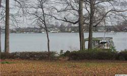 FANTASTIC VIEW! DEEP WATER. GREAT BUILDING SITE FOR YOUR DREAM HOME! WATERFRONT LOT IN THE ESTABLISHED WESTPORT COMMUNITY. GENTLE SLOPE TO LAKE NORMAN. MATURE LANDSCAPING. DOCK, PIER AND BEAUTIFUL FLOAT WITH SUNDECK. SEAWALL PLUS RIP RAP. NO HOA.Listing