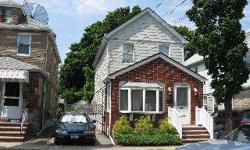Great colonial in the heart of Floral Park Queens! Nice curb appeal