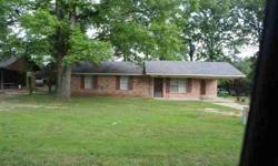 Great 3/2 home with carport. Pefect rental property or great starter home.
Listing originally posted at http