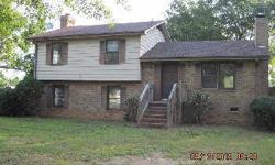 2Br/1.5Ba tri-level home on 1 acre in Laurens, SC.Listing originally posted at http