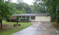 This is a beautiful property that needs just a little tlc, and features a living room and dining combo Family room, Breakfast nook, wall to wall carpet, Private back yard Call us to place a bid on this property. Nathan's Realty llc P.O. Box 19217 Atlanta,