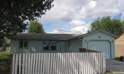 RD Owned. 3 Bedroom 1 Bath home in Homedale with over 1000 sqft. Built in 1994. Large lot with mature landscaping and no back neighbors. Great opportunity in Homedale for $47,000.
Listing originally posted at http