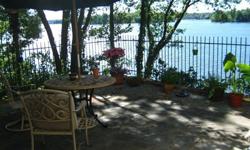 Best Views on Lake, Boat Dock, ski, fish, sail, swim, kayak, boat to restaurants/bars, party cove, water toys, hilltop tree shaded 180 degree views for miles, the smells of water from a constant lake breeze!http