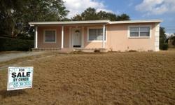 This posting is for a beautiful house in Lake Wales just a few miles away from Hillcrest Middles School and Lake Wales Medical Center.All 3 bedrooms are carpeted, with hardwood flooring in the living room and tiles in the kitchen and bathrooms. This home