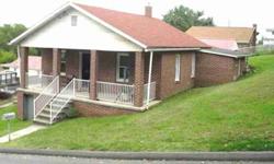 This 2 bedroom home is in move in condition. It sits on a large corner lot with great patio. Only minutes from Western Maryland Healt Systems.
Listing originally posted at http