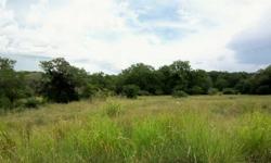 Check out this scenic lot in a very quiet area of River Chase. Rolling hills... access to a 58-acre river park on the Guadalupe River, plus a 32-acre park with a clubhouse, pool, tennis, and playground. Plat is available.
Listing originally posted at http