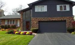 Golf Lover's Dream Family Home; great living space w/a deck& view overlooking the Hinsdale Golf Club in quiet subdivision; bring your family and move right in; hardwood floors; large eat in kitchen; cozy family room w/fp;meticulous landscaped yard.