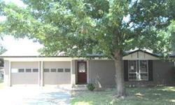 Traditional 3br/2ba/1La home with mature trees, skylights, in ground gunite pool, eat-in kitchen, utility area, ceramic tile, laminate flooring and ceiling fans awaits YOUR family! Great buys can often be found with a HUD owned property. Don't pay rent!