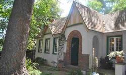 This majestic country English cottage is situated on a quiet street in Altadena. The home offers a picturesque living room, formal dining room, 3 bedrooms, good sized kitchen and a massive master retreat. The current owners have lovingly updated this home