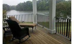 Beautiful, 2 level waterfront home in davidson pointe!!!!
Lisa Revis is showing this 3 bedrooms / 2 bathroom property in Mooresville, NC.
Listing originally posted at http