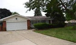 Sprawling Brick Ranch with 3 br, 2 baths and full fin. basement in quite culdesac premium location. Eat-in kitchen with loads of cabinets, appl. included, first floor family room with fp, mbr with full bath and 2 closets, full fin. basement with rec room,