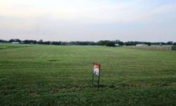 Wonderful flat land, ready for your new home!
Listing originally posted at http