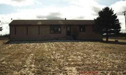 2 BEDROOM RANCH HOME IN FOWLERVILLE SCHOOLS. HOME HAS A DETACHED GARAGE, SHED, FULL BASEMENT AND 1.5 BATHS.
Listing originally posted at http