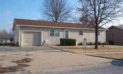3 beds, 1 1/two bathrooms ranch. New siding.Tim White has this 3 bedrooms / 2 bathroom property available at 1730 Halsey in Independence, KS for $59000.00. Please call (620) 331-7060 to arrange a viewing.Listing originally posted at http
