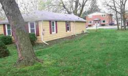 2 BEDROOM ONE BATH HOME WITH NEW BATHROOM, WINDOWS, TRIM,PAINT, NEWER KITCHEN, FURNACE, HOT WATER HEATER AND FLOORING. SELLER IS OFFERING TO PAY UP TO 250O DOLLARS FOR CLOSING COSTS AND ALL APPLIANCES CAN STAY.
Listing originally posted at http