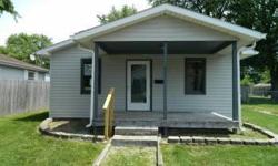 Karen Tanner | The Bonwell Tanner Group | (317) 222-1304
911 Yandes St, Franklin, IN 3 Bedroom, 1 Bath home in Franklin! 3BR/1BA Single Family House offered at $59,900 Year Built 1994 Sq Footage 975 Bedrooms 3 Bathrooms 1 full, 0 partial Floors 1 Parking