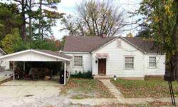 This home is a diamond in the rough. Needs a little sprucing up but has lots of great potential. Carlota Carver has this 3 bedrooms / 1 bathroom property available at 408 Bland in Pocahontas, AR for $59900.00. Please call (870) 378-0045 to arrange a