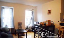 Gorgeous floor-through true 3BR in Brooklyn`s best neighborhood - Park Slope. The apartment occupies the entire floor and boasts an open kitchen and lots of sunlight! Enjoy the convenience of tenant-controlled heat. In a FANTASTIC location, this great