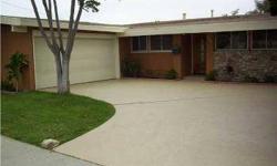 Motivated seller, beautiful open beam ceder wood ceiling throughout, recent kitchen remodel, family room & kitchen view the spacious back yard (also mbr). Ryan Mathys and Tracie Kersten is showing this 4 bedrooms / 2 bathroom property in San Diego, CA.