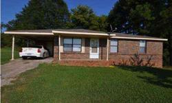 Wonderful Brick starter home. Freshly painted with new flooring,new roof, 3 bedroom 1 bath with open kitchen and dining, spacious laundry.
Listing originally posted at http