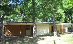 Nice, well maintained home in established neighborhood. Jill Browne is showing this 3 bedrooms / 2 bathroom property in Terrell, TX. Call (903) 275-3343 to arrange a viewing. Listing originally posted at http