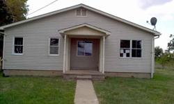 This i s a very spacious home. There is plenty of room to grow here. Alyssa Price, REALTOR has this 5 bedrooms / 1 bathroom property available at 3817 Waugh Road in Frankfort, OH for $64000.00. Please call (740) 772-5700 to arrange a viewing.Listing
