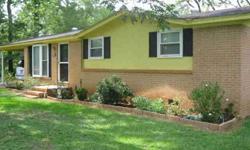 Cute home! Move in ready! This is a great starter home waiting to be bought.
Donna Knowles has this 3 bedrooms / 1 bathroom property available at 310 Nelson Rd in Cuthbert, GA for $65000.00. Please call (706) 221-6900 to arrange a viewing.
Listing