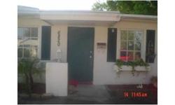 Good for Investment or firt started home! Villa 3 bed, updated kitchen, back porch and private fenced in backyard, central location, is ok to rent. Short Sale with only one bank to negotiate.Call us at (954) 978-8300 - (888) 979-9788 or email us at