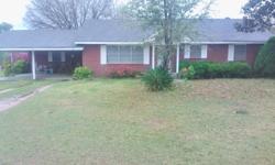 3bdr 2 bath den living room on 1.7 acres will do lease purchase for 5000 down 600 month