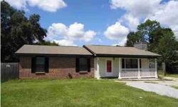Come see the 3 bedrooms 2 full bathrooms, brick home in popular bellview neighborhood. LINDA PETTY is showing 6555 Chicago Ave in Pensacola, FL which has 3 bedrooms / 2 bathroom and is available for $65000.00. Call us at (850) 208-3948 to arrange a