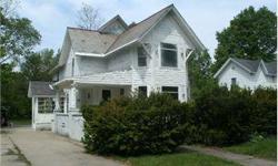 This is a 5BR/2BA single family home for sale in Dowagiec,MI 49047.It is a fixer-upper and is being sold in as-is condition. The financed price of the home is $66,500 with a minimum down payment of $750 and monthly payments as low as $577(price does not