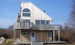 WebID 44098
Contemporary style home a short distance from Ditch Plains beach and surf. 2 bedrooms, 2 baths. Family room and study. Deck for entertaining and relaxing and roof deck for oceanviews. Good value.
Benson Dr Montauk
Balcony Terrace Hardwood