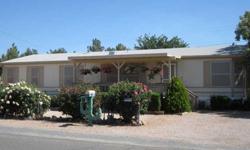 Country charm is what youll find in this beautiful 1670 sf.
Kathy Helton is showing this 3 bedrooms / 2 bathroom property in KINGMAN, AZ. Call (928) 530-5360 to arrange a viewing.
Listing originally posted at http