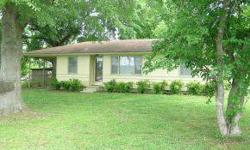 3 BR, 1 BA VERY NICE REMODELED RANCH STYLE HOME CLOSE WALLACE STATE AND OTHER ATTACTIONS IN THE HANCEVILLE AREA. LARGE LIVE OAK TREES IN YARD. PRICED TO SELL, CALL TODAY FOR A PRIVATE SHOWING.
Listing originally posted at http