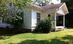 2 bedroom 1 bath house on a corner double lot. The backyard is completely fenced in by a wood privacy fence (the backyard is 50ftX140ft). House is located right off Arkansas right next to Arkansas Tech.Call (479) 857-9530 for more information or to