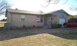 Great value in this 3 bedrooms brick home in fantastic condition. Russell Benson is showing 6204 SE 11th St in Midwest City, OK which has 3 beds / 1 baths and is available for $71500.00. Call today at (405) 755-9052 to arrange a viewing.Russell Benson has